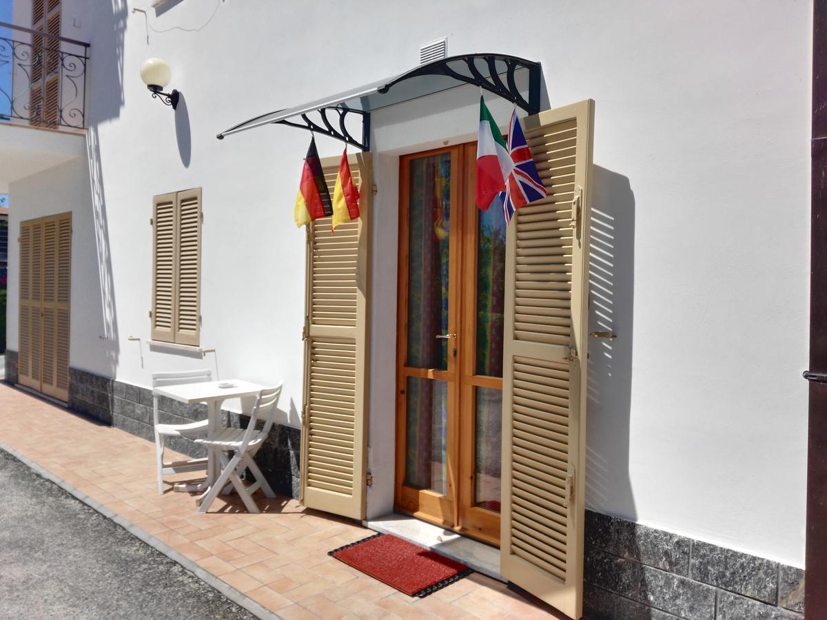 B&B Le Dive Ostra Экстерьер фото